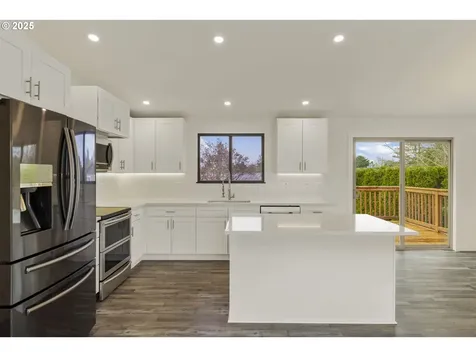 1187 NE Centurion Drive Gresham OR 97030