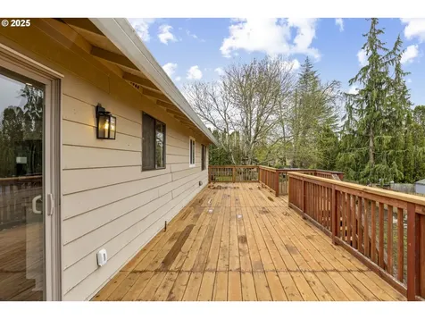 1187 NE Centurion Drive Gresham OR 97030