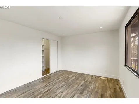1187 NE Centurion Drive Gresham OR 97030