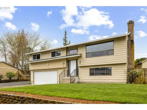 1187 NE Centurion Drive Gresham OR 97030