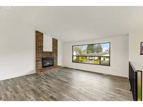1187 NE Centurion Drive Gresham OR 97030
