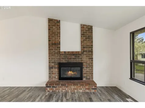 1187 NE Centurion Drive Gresham OR 97030