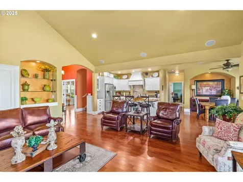 599 Silver Meadows Drive Eugene OR 97404