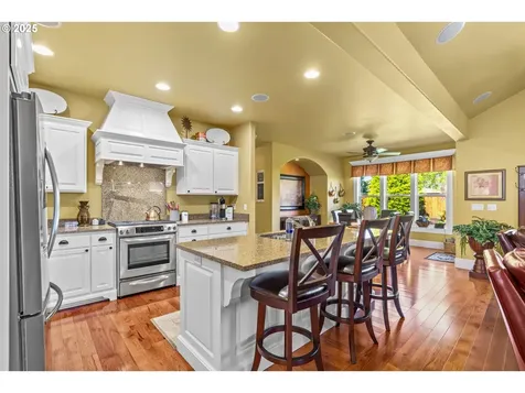 599 Silver Meadows Drive Eugene OR 97404