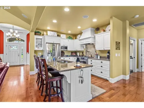599 Silver Meadows Drive Eugene OR 97404