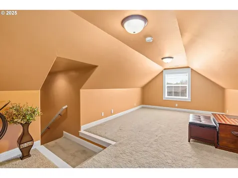 599 Silver Meadows Drive Eugene OR 97404