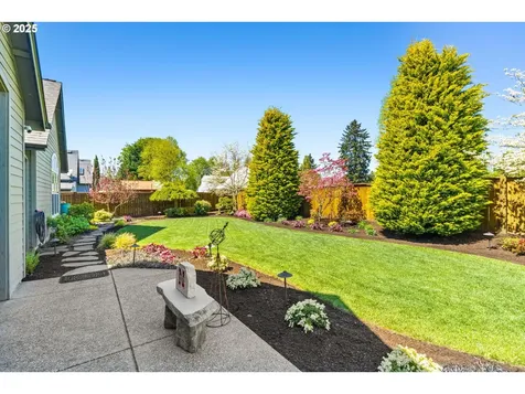 599 Silver Meadows Drive Eugene OR 97404