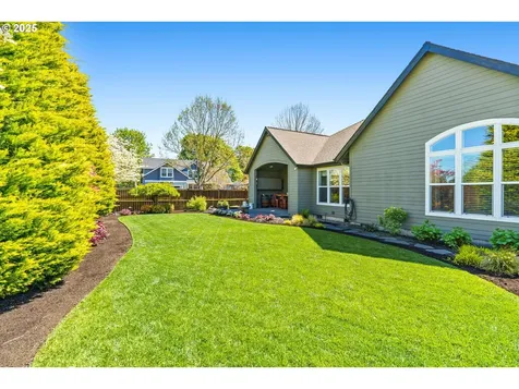 599 Silver Meadows Drive Eugene OR 97404