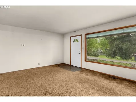 1011 E Fourth Avenue Sutherlin OR 97479
