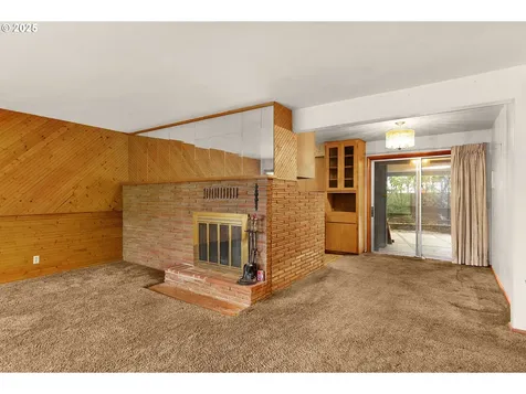 1011 E Fourth Avenue Sutherlin OR 97479