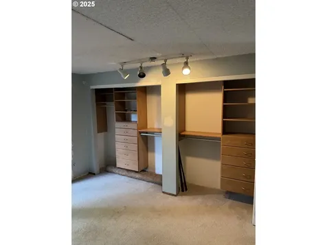 3430 SW Ridge Drive Portland OR 97219