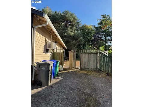 3430 SW Ridge Drive Portland OR 97219