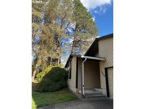 3430 SW Ridge Drive Portland OR 97219