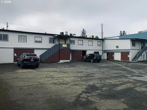 11125 NE Sandy Boulevard Portland OR 97220