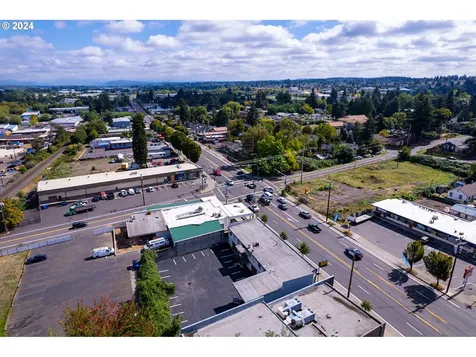 11125 NE Sandy Boulevard Portland OR 97220