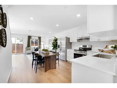 1434 Laura Vista Drive NW Albany OR 97321