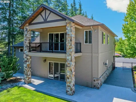15215 NW Fair Acres Drive Vancouver WA 98685