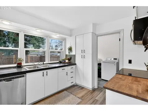 2410 SE 141st Avenue Portland OR 97233