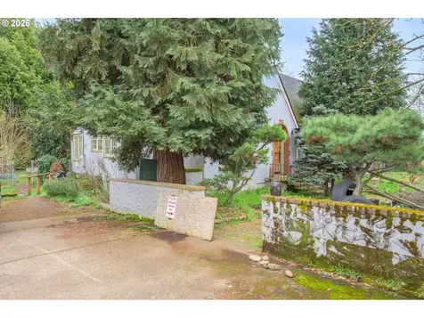 325 River Road Eugene OR 97404