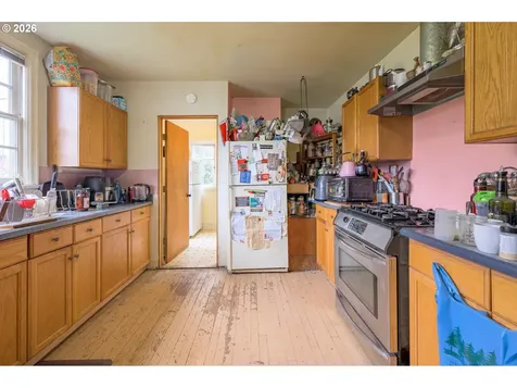 325 River Road Eugene OR 97404