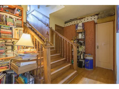 325 River Road Eugene OR 97404