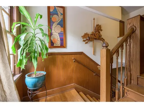 325 River Road Eugene OR 97404