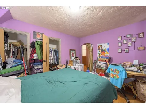 325 River Road Eugene OR 97404