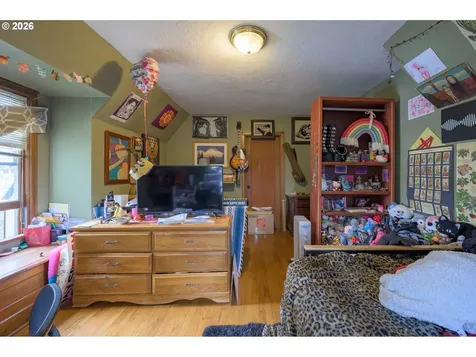 325 River Road Eugene OR 97404