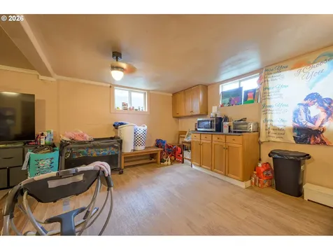 325 River Road Eugene OR 97404