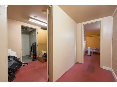 325 River Road Eugene OR 97404