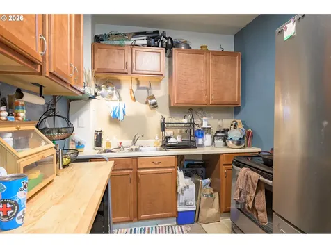 325 River Road Eugene OR 97404