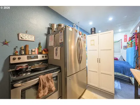 325 River Road Eugene OR 97404