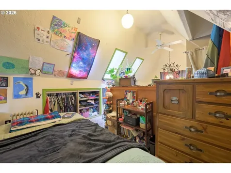 325 River Road Eugene OR 97404