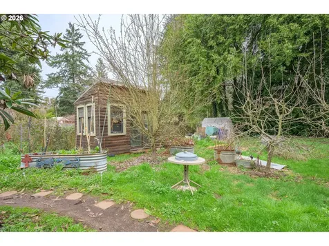 325 River Road Eugene OR 97404