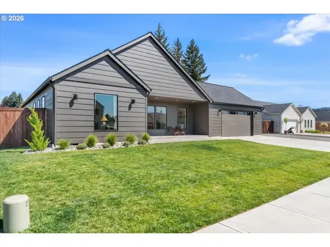 106 W Mcdowell Court Yacolt WA 98675