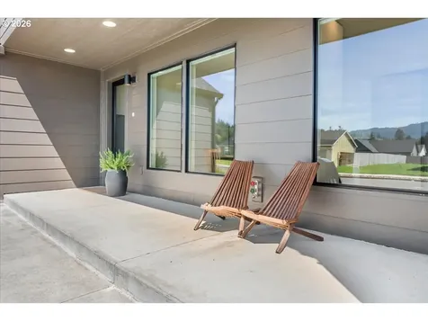 106 W Mcdowell Court Yacolt WA 98675