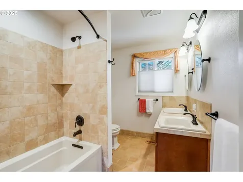 4212 NE 179th Street Vancouver WA 98686