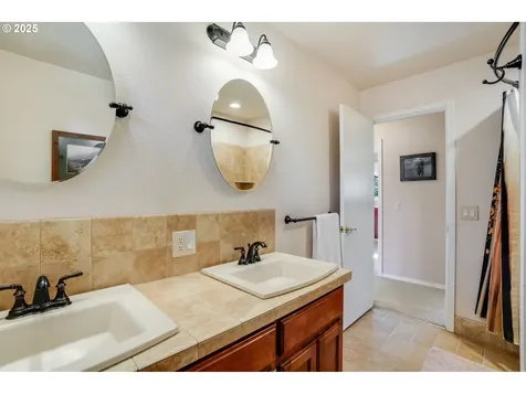 4212 NE 179th Street Vancouver WA 98686