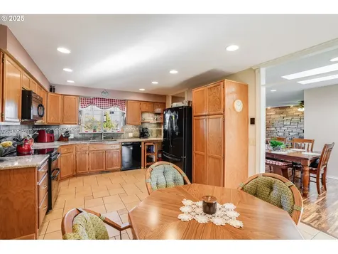 4212 NE 179th Street Vancouver WA 98686