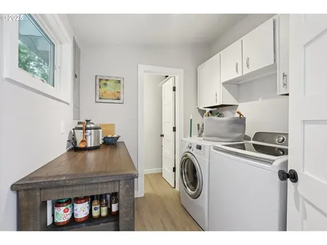 5767 Baleine Street Lake Oswego OR 97035