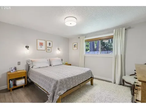 5767 Baleine Street Lake Oswego OR 97035
