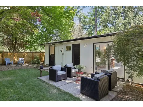 5767 Baleine Street Lake Oswego OR 97035