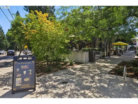 5767 Baleine Street Lake Oswego OR 97035