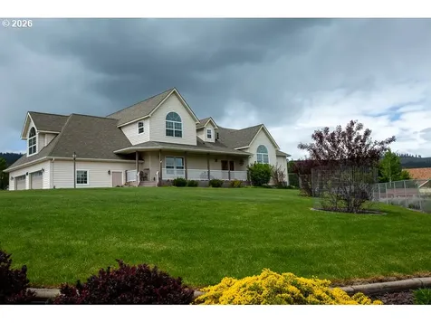318 S 20th Street La Grande OR 97850