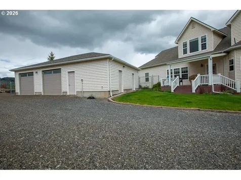 318 S 20th Street La Grande OR 97850