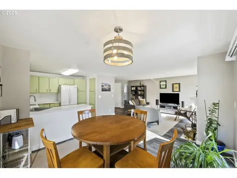 7332 SE Thiessen Road Milwaukie OR 97267