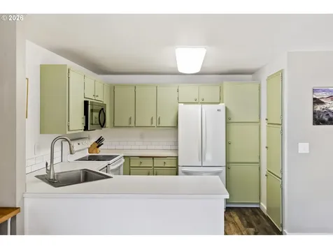 7332 SE Thiessen Road Milwaukie OR 97267