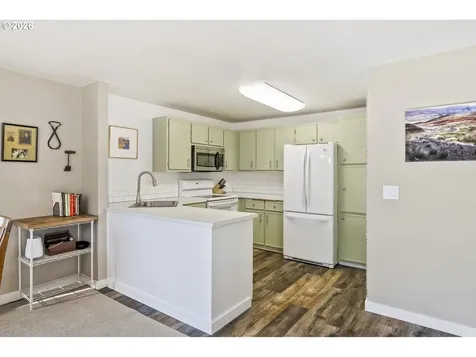 7332 SE Thiessen Road Milwaukie OR 97267