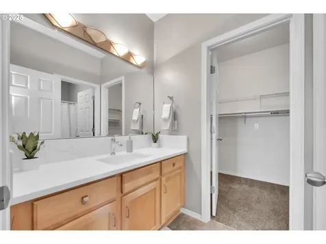 4875 Stagecoach Road Eugene OR 97402