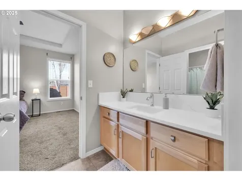 4875 Stagecoach Road Eugene OR 97402